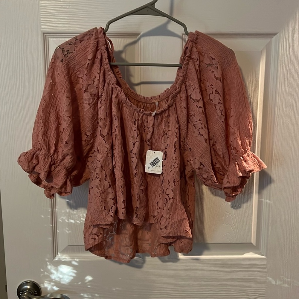 Stacey Lace Puff Sleeve top